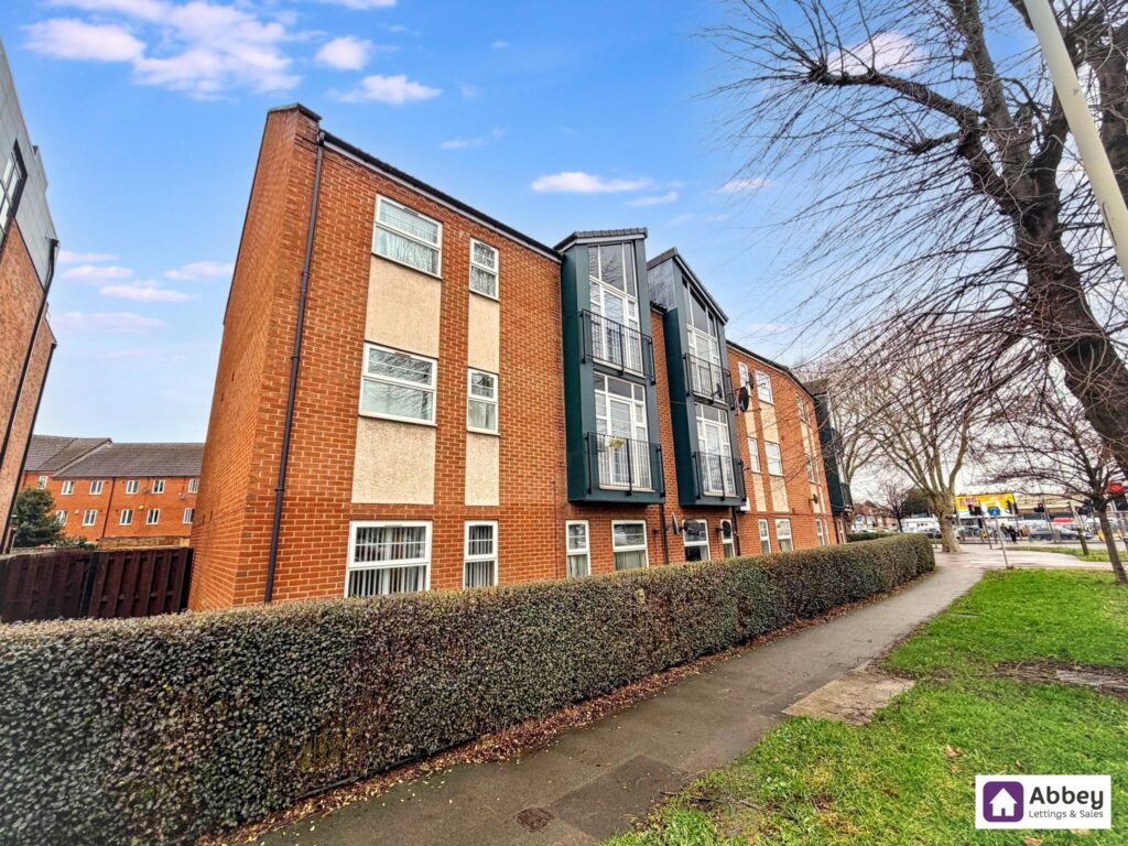Montvale Gardens, Leicester, LE4