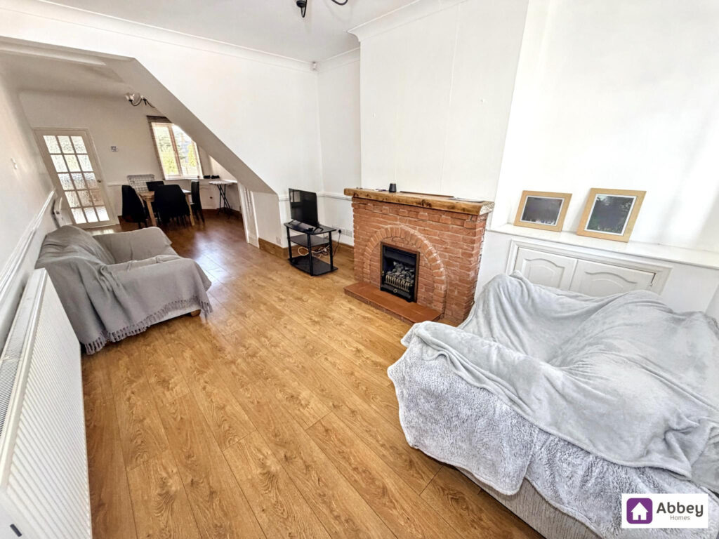 Chestnut Road, Glenfield, LE3